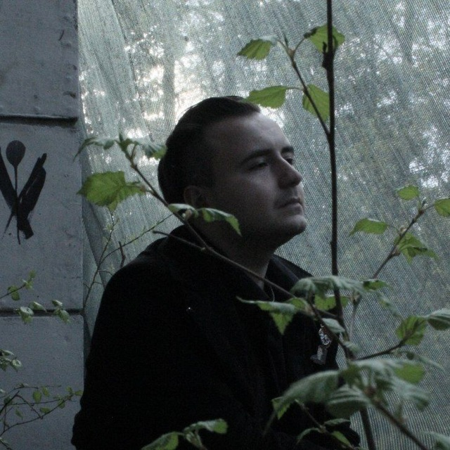 Артемий, гид Петрополя